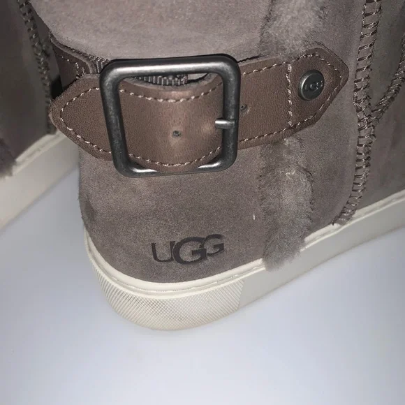 UGG 5612W／PEWTER アッシュフォグ 25cm Amazon.com: Ashler Faux Fur Rug, Black Area Rugs, Fluffy